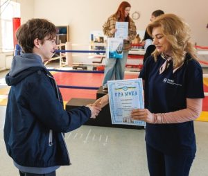 У ХНУРЕ нагородили переможців онлайн-турніру з шахів під час Дня відкритих дверей